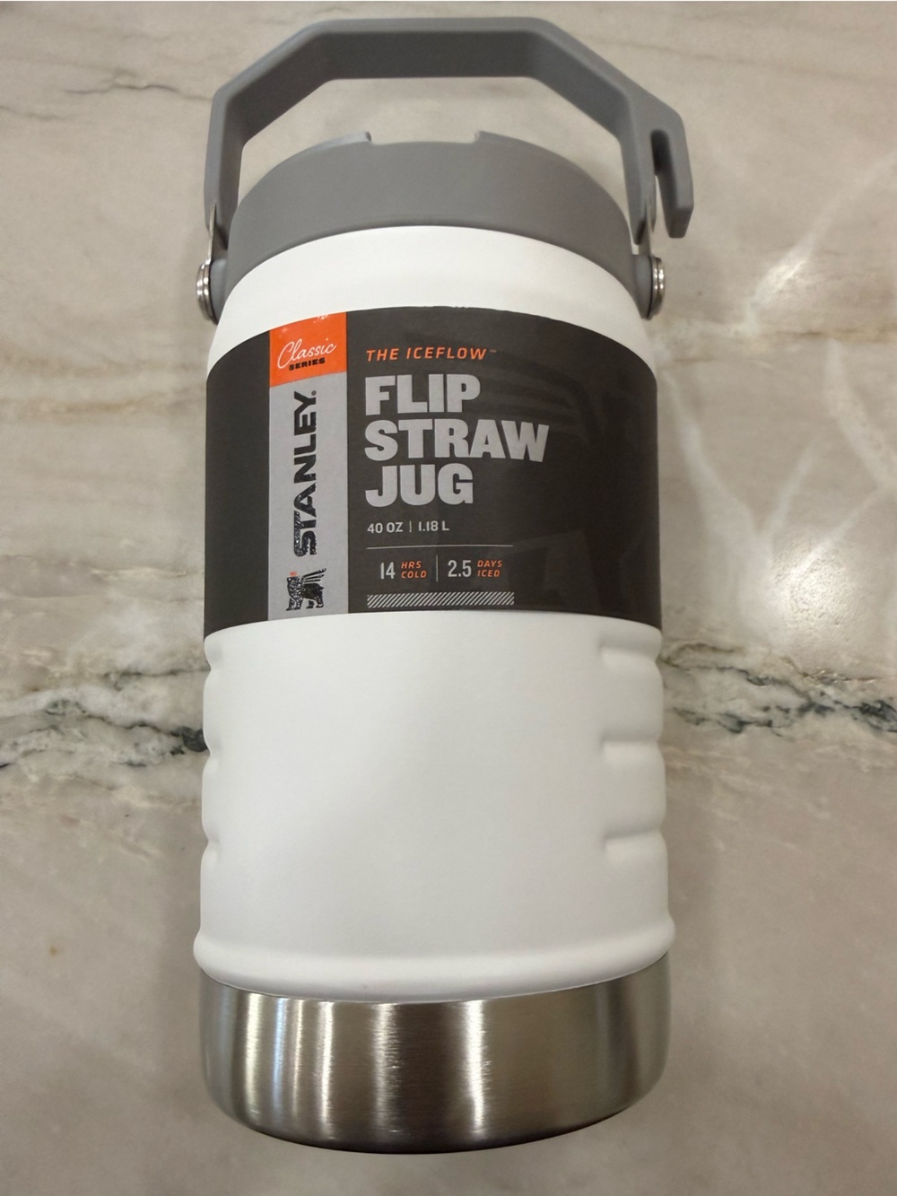 NEW Stanley IceFlow™ Flip Straw Jug | 40 OZ